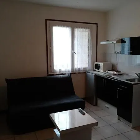 Aparthotel Avec Jardin *
